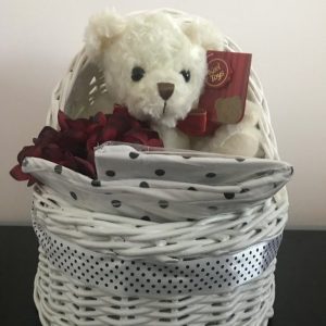Mother's gift basket in polka dots